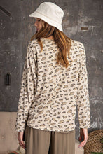 Load image into Gallery viewer, Leopard Printed Knit Top