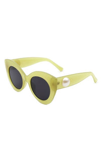 Oversize Cat Eye Sunglasses with Pearl Design