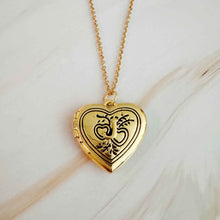 Load image into Gallery viewer, Nostalgic Heart Initial Open Locket Necklace