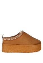 Load image into Gallery viewer, Jesters Embroidered Platform Classic Slip-On