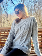 Load image into Gallery viewer, BiBi Cable Knit Round Neck Sweater