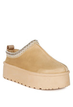 Load image into Gallery viewer, Jesters Embroidered Platform Classic Slip-On