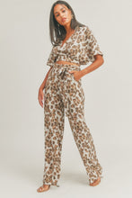 Load image into Gallery viewer, Crop Top Animal Print Set