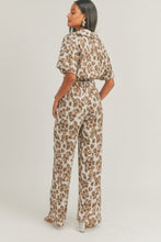 Load image into Gallery viewer, Crop Top Animal Print Set