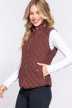 Load image into Gallery viewer, Suede Piping Quilted Padding Vest