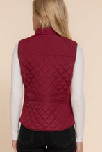 Load image into Gallery viewer, Suede Piping Quilted Padding Vest