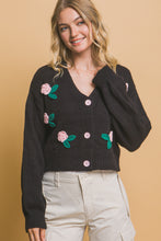 Load image into Gallery viewer, Mid cropped flower cardigan