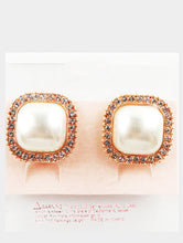 Load image into Gallery viewer, Pearl Stone Clip On Earrings