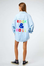 Load image into Gallery viewer, MULTI COLOR LETTERS FRINGED HEM DETAIL SHIRT