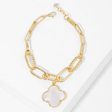 Load image into Gallery viewer, Mother of Pearl Quatrefoil Bracelet