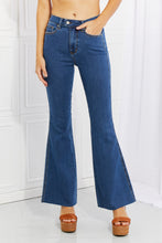 Load image into Gallery viewer, Judy Blue Ava Full Size Cool Denim Tummy Control Flare
